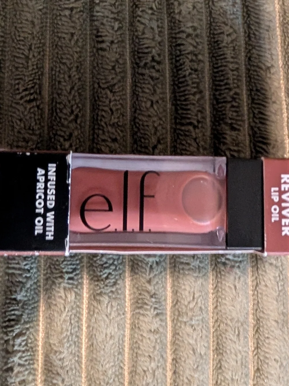 🦋 e.l.f. Glow reviver Lip Oil- Honey Talks